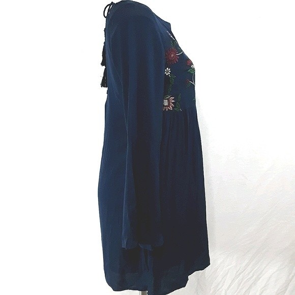 NWT BB Dakota Bria Tunic Dress S Embroidered Boho Bell Sleeve Tie Back Festival - Picture 7 of 11